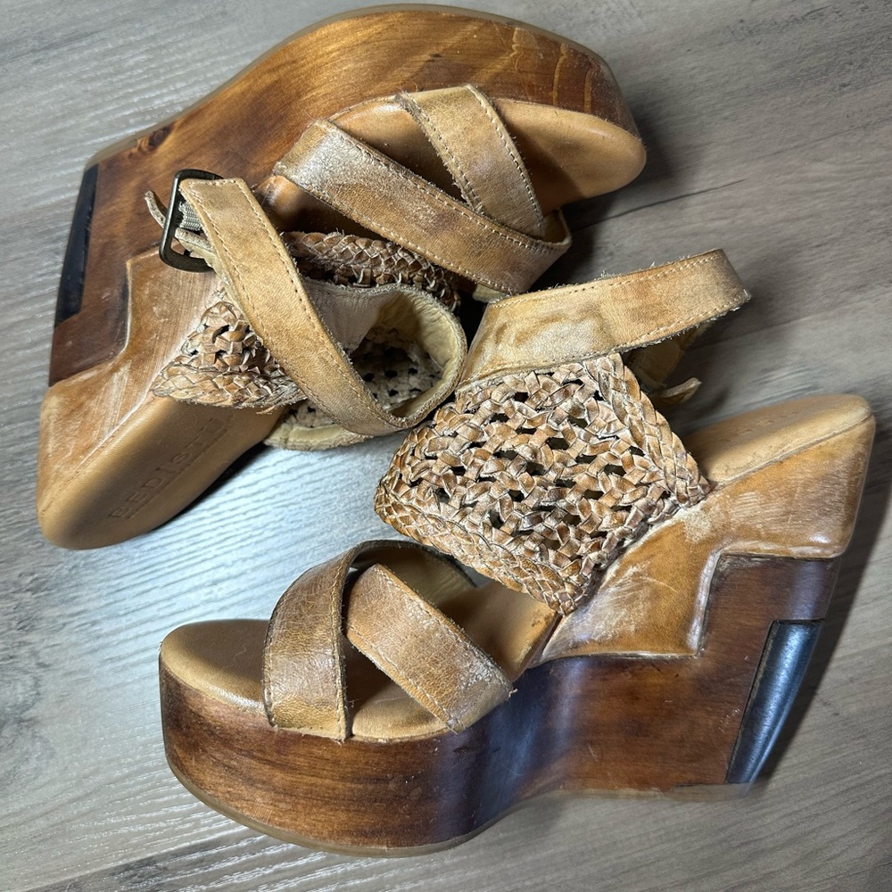 BedStu Wedges